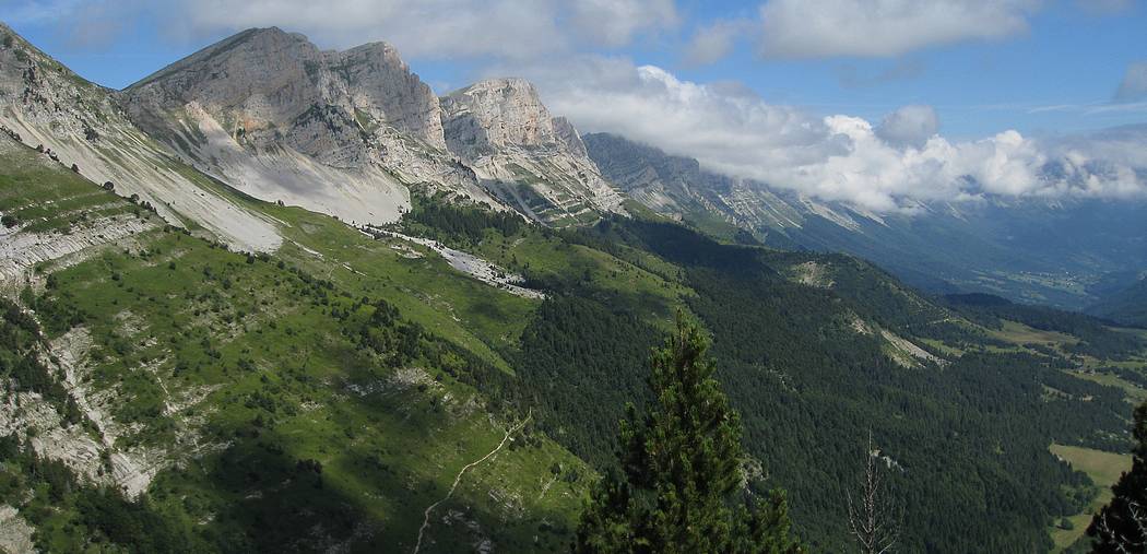 #4 Barrière est du Vercors : se fait assaillir par les nuages Barrière est du Vercors : se fait assaillir par les nuages