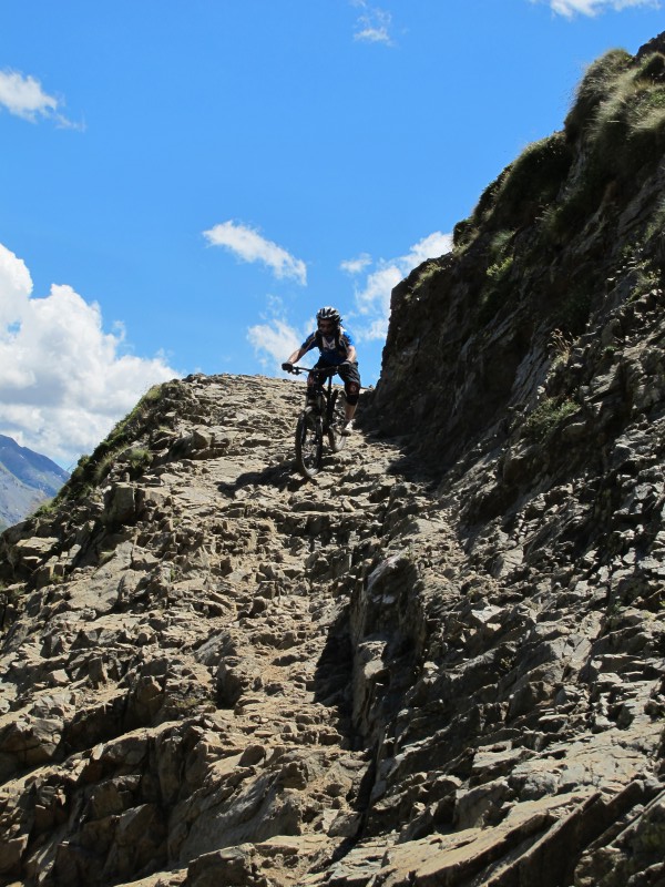 #2 Passage délicat : Le passage difficile de la descente, juste après le refuge du Taillefer, le reste est beaucoup plus ludique ! Passage délicat : Le passage difficile de la descente, juste après le refuge du Taillefer, le reste est beaucoup plus ludique !