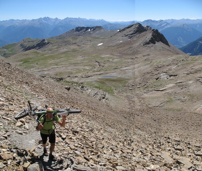 #1 montée par l montée par l'arête Est : Claudius au portage
