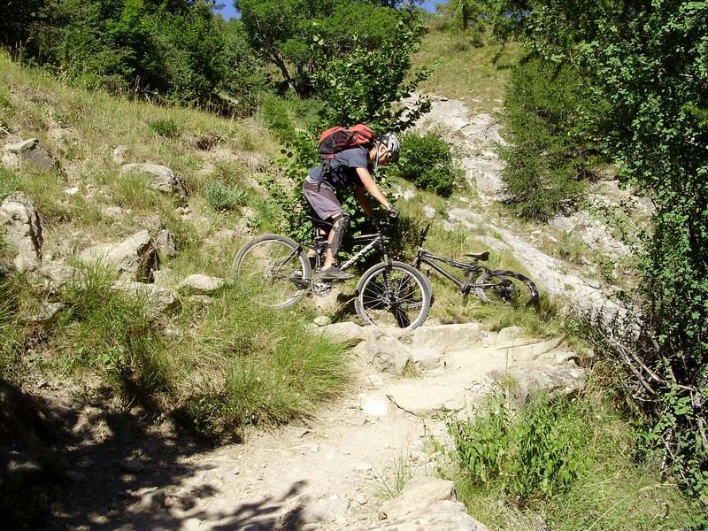 #11 Descente sur les Borels : Début des épingles cassantes, ça nose fort ! Descente sur les Borels : Début des épingles cassantes, ça nose fort !