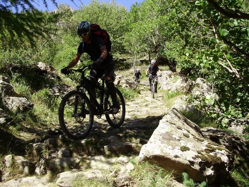 #9 Descente sur les Borels : Raph dans un escalier, sa tabaaaasse ! Descente sur les Borels : Raph dans un escalier, sa tabaaaasse !