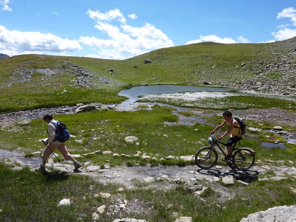 lac des Crouserocs : croisé quelques piétons....