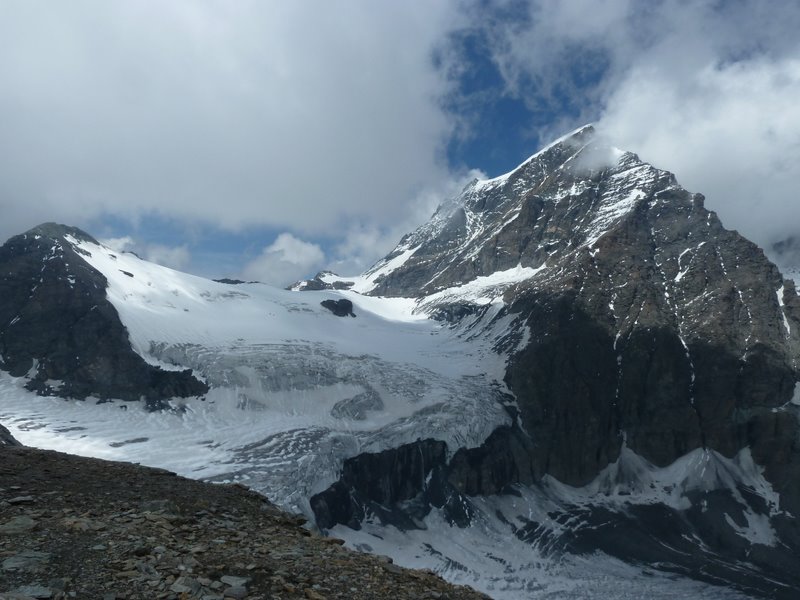 #7 Grd Combin : Face S du Grd Combin et col du Sonadon Grd Combin : Face S du Grd Combin et col du Sonadon