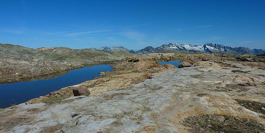 #1 Pan des Cavales : Dalles post-glaciaires typiques des lieux Pan des Cavales : Dalles post-glaciaires typiques des lieux