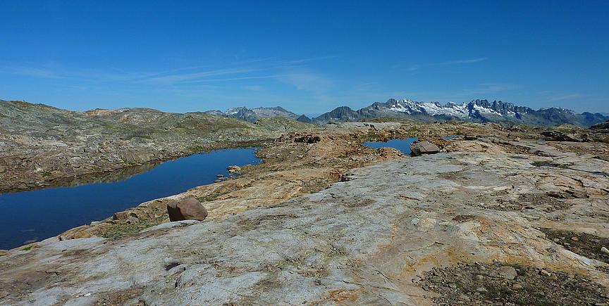 Pan des Cavales : Dalles post-glaciaires typiques des lieux