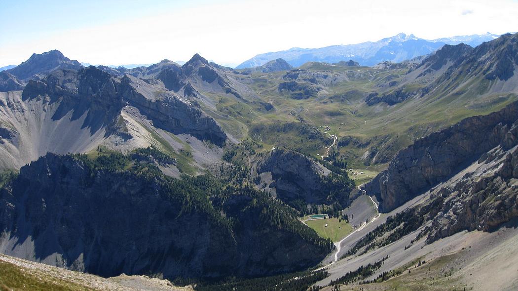 Chalets de Clapeyto : et col de Néal vus du ciel !