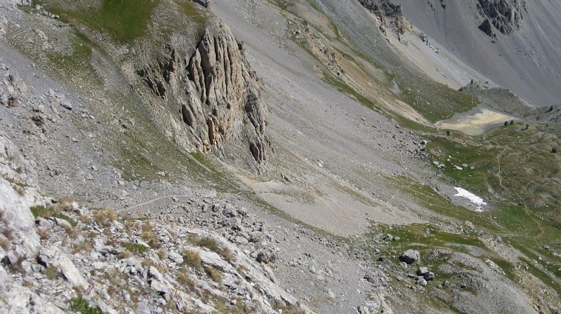 Itinéraire de descente : vu du Pic des Esparges Fines