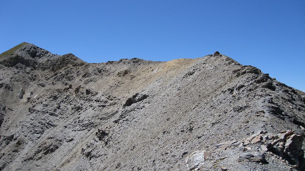 La Pointe de Rasis à 2 pas : gare à la chute..