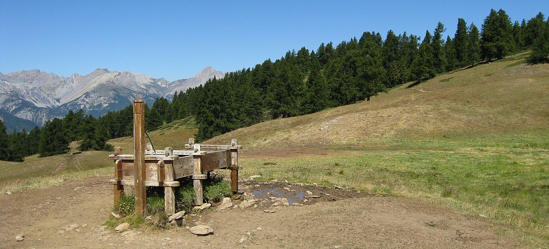 Col des Prés de Fromage : La fontaine sortie de nulle part