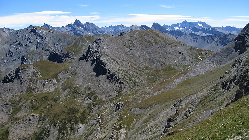 Col des Estronques : et Tête Jaquette, une vraie autoroute ce sentier..