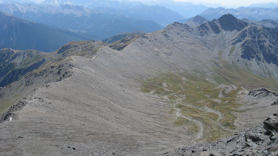 #11 Vue sur la descente : de la Crête depuis le sommet Vue sur la descente : de la Crête depuis le sommet
