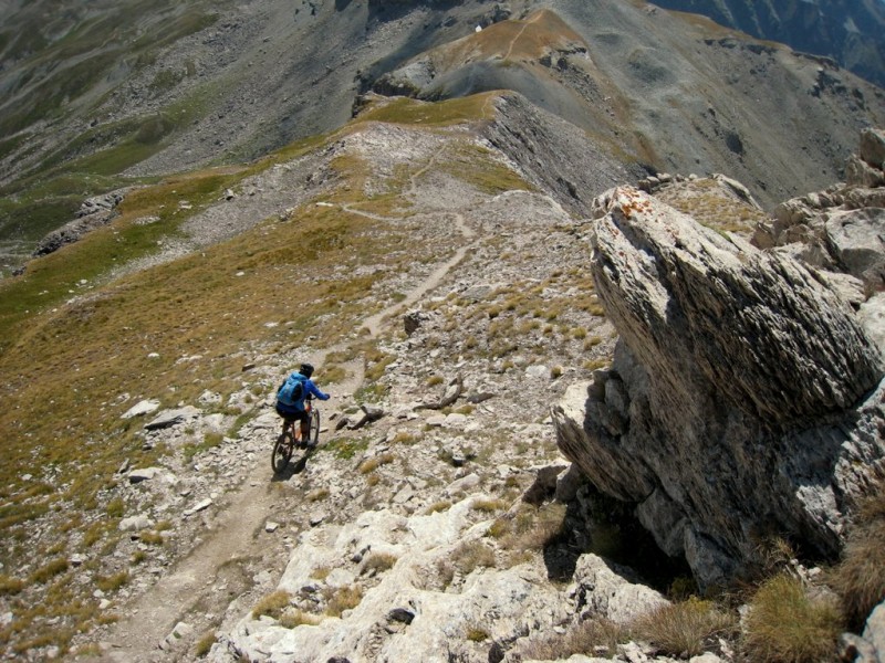 Monte Maniglia : belle ligne !