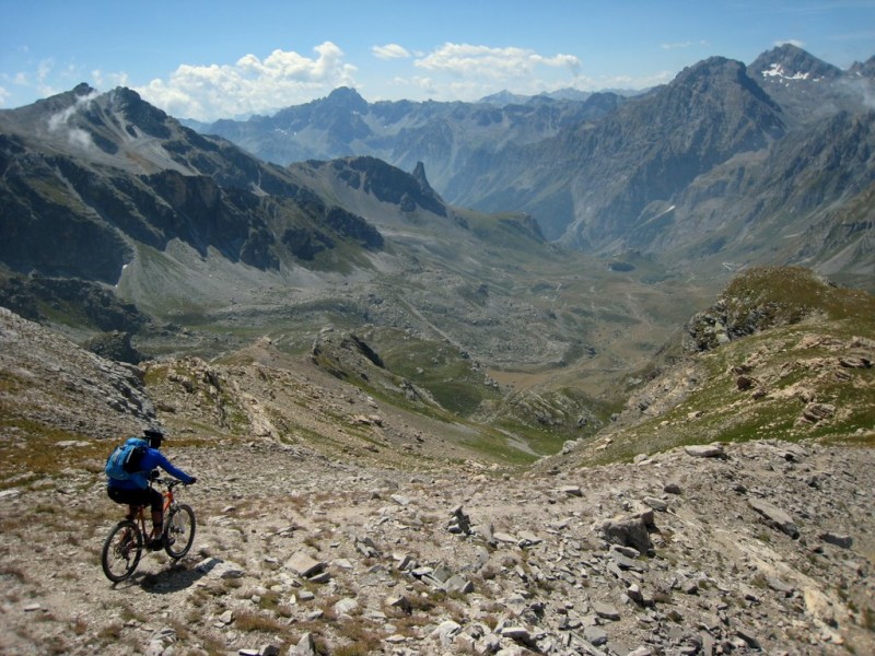 Monte Maniglia : à partir de là c'est défrichage, pour réaliser une boucle logique