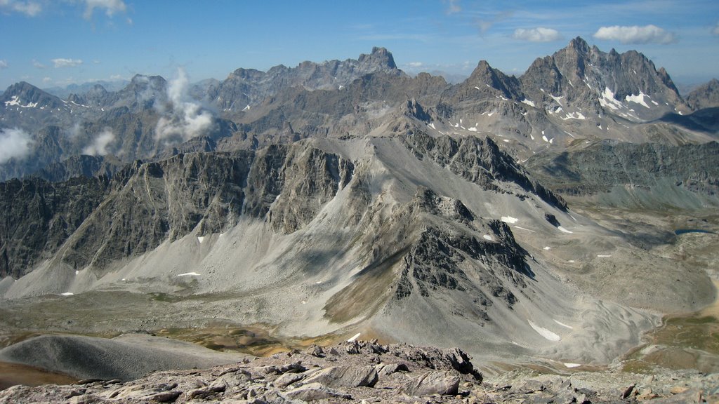 Monte Maniglia : un bien joli panorama sur les Chambeyron, et quelle météo !