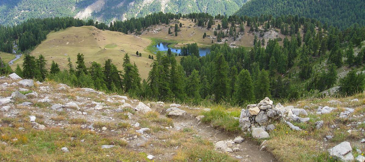 Descente lac des Rouites : sur le lac miroir