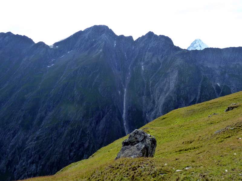 #9 Foggenhorn : Bietschhorn et couloirs du Gredetschtal qui font pas rigoler... Foggenhorn : Bietschhorn et couloirs du Gredetschtal qui font pas rigoler...