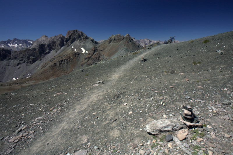 Col sud du Cristillan : C'est lunaire par ici