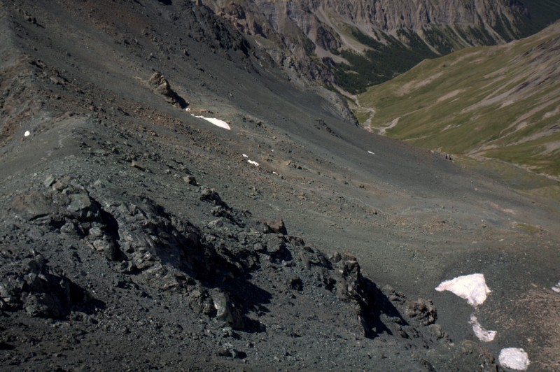 Col sud du Cristillan : les épingles du versant queyrassien