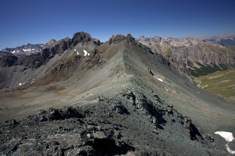 Col sud du Cristillan : versant ubayen et versant queyrassien