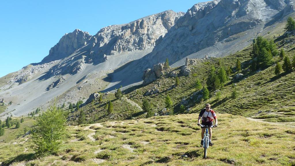 Col Fromage : arrivée au col Fromage sous la Pointe de Rasis