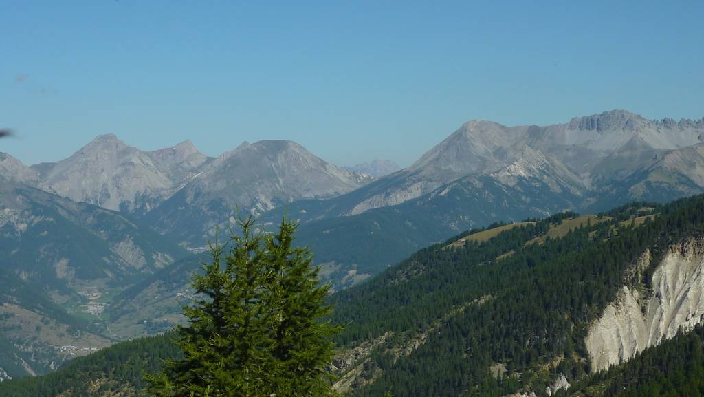 col de l'Izoard : vue sur une partie de l'itineraire d'hier