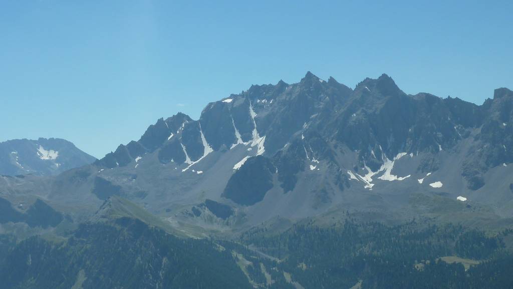 Pics de la Font Sante : ça fait envie ces couloirs Nord....