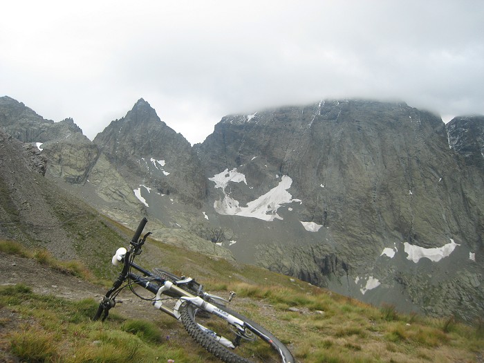 #2 Viso : Dans la traversée entre Vallante et le passo della Losetta. Le viso bien Pris. Viso : Dans la traversée entre Vallante et le passo della Losetta. Le viso bien Pris.