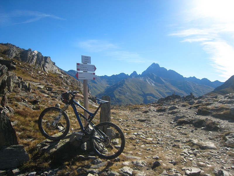 #6 col de longet : Vue sur le Viso et le vallon de Soustra descendu la veille col de longet : Vue sur le Viso et le vallon de Soustra descendu la veille
