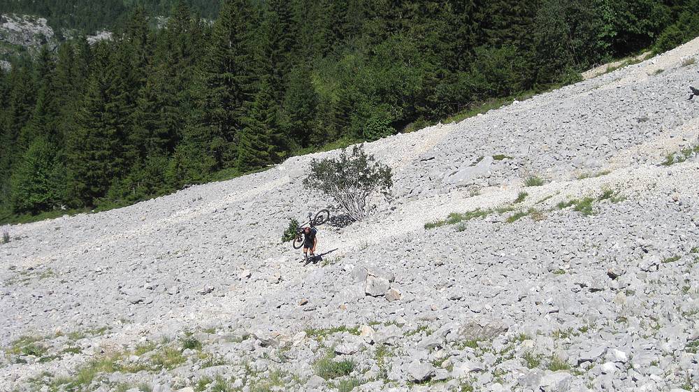 #9 Combe Charbonnière : Fontra écrasé par son vélo ! Combe Charbonnière : Fontra écrasé par son vélo !