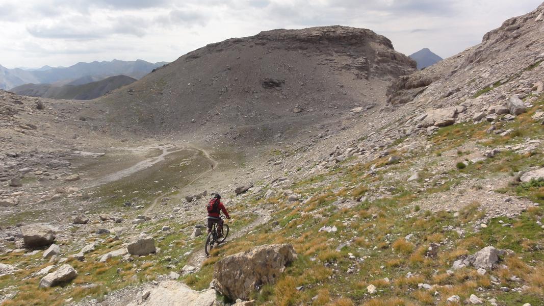 #18 Descente de la Mortice : Passage plus tranquille juste avant le replat. Descente de la Mortice : Passage plus tranquille juste avant le replat.