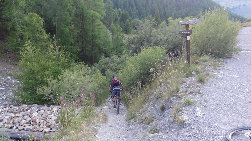 Descente sur St-Marie : Vite vite avant que la nuit tombe.