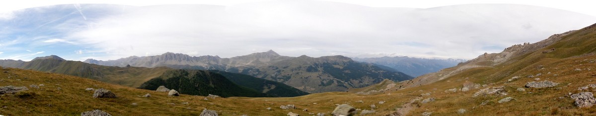 #1 Vers le Col des Couinets : Single paisible mais bien raide parfois. Vers le Col des Couinets : Single paisible mais bien raide parfois.