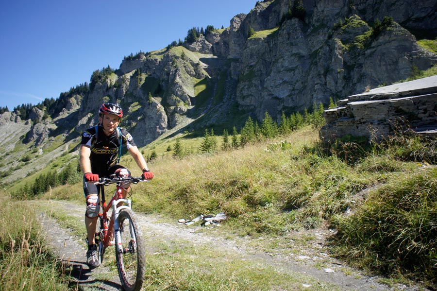 #1 Au dessus du Col du Pré : plus roulant que la première bosse! Au dessus du Col du Pré : plus roulant que la première bosse!