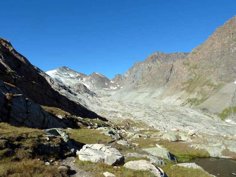#3 Col Bassac Déré : La montée vers le col Bassac Déré au fond Col Bassac Déré : La montée vers le col Bassac Déré au fond