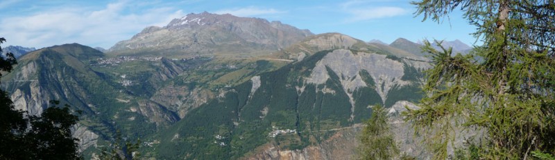 #2 Vue depuis le col : Vue sur Huez depuis villard-Reymond Vue depuis le col : Vue sur Huez depuis villard-Reymond