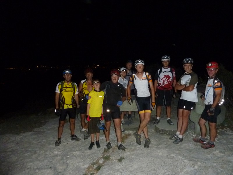 #5 Un groupe de touristes : noctambules !!! Un groupe de touristes : noctambules !!!