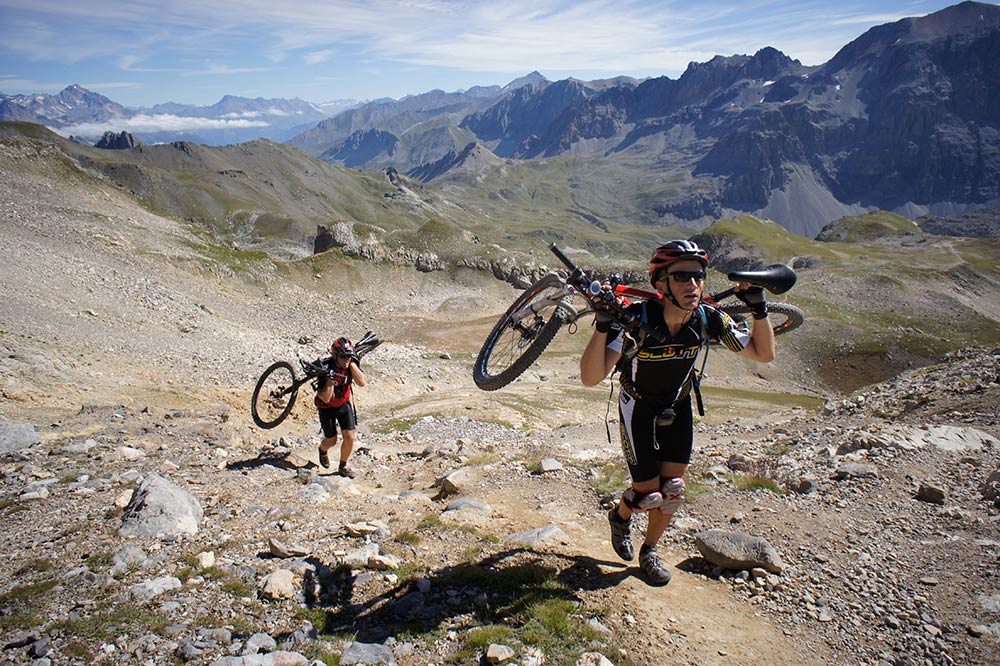 #1 Sous le sommet : on tire la langue Sous le sommet : on tire la langue