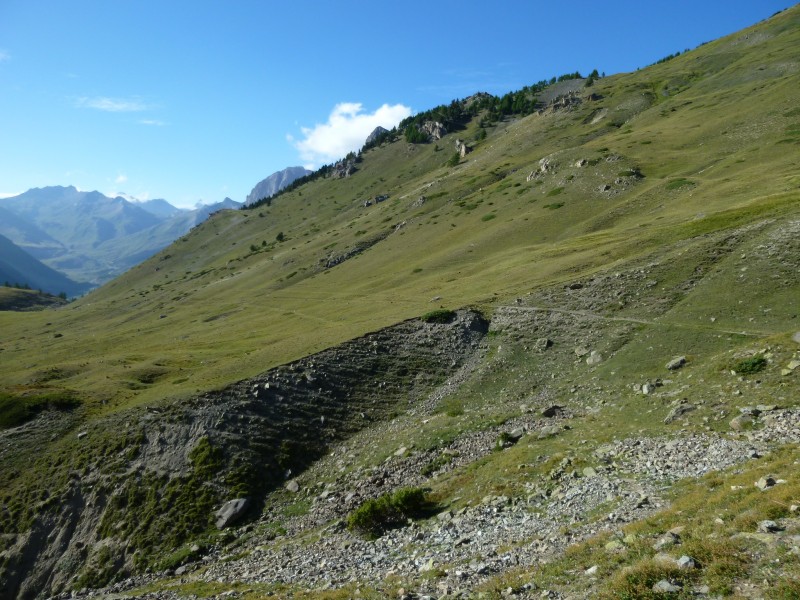 #16 Chemin du Roy : Un alpage pas si plat en fin de journée .. :-) Chemin du Roy : Un alpage pas si plat en fin de journée .. :-)
