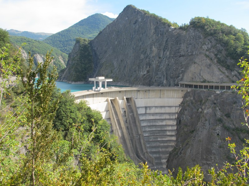 Barrage : Le dompteur du Dragon ! Il apparaît au tout dernier moment de la descente, impressionnant !