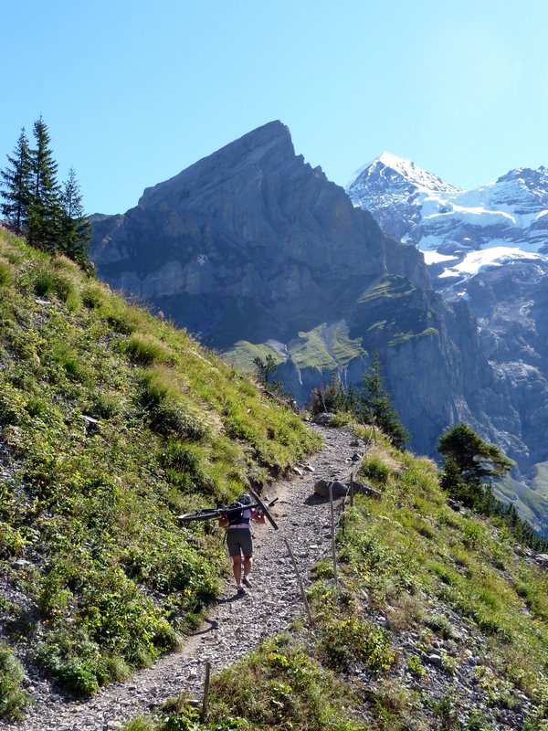 #23 Oeschinensee : Un peu de portage Oeschinensee : Un peu de portage