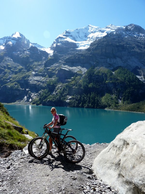 #22 Oeschinensee : Oeschinensee et Doldenhorn Oeschinensee : Oeschinensee et Doldenhorn