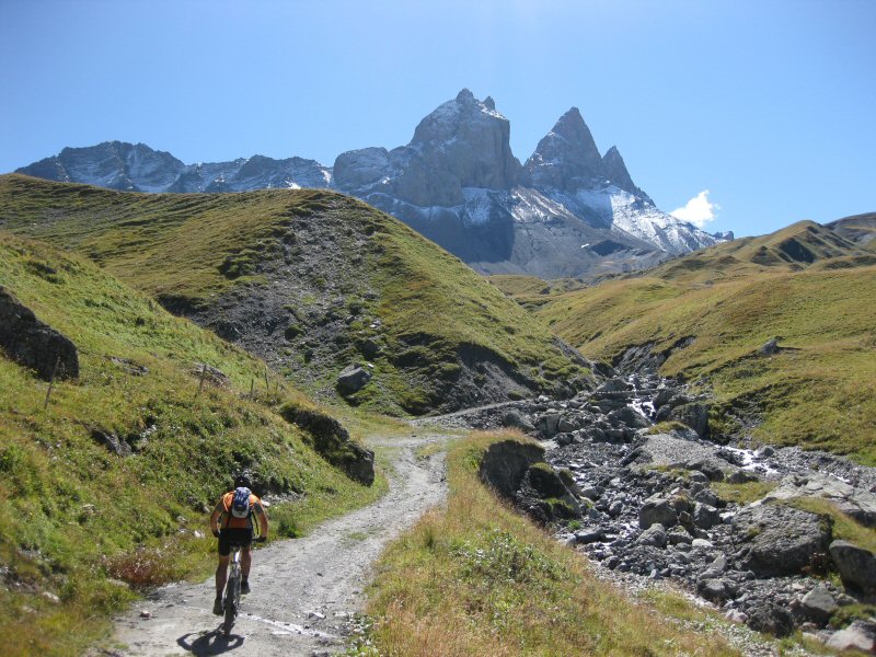 #4 Vallée d Vallée d'Arvan : Sous les aiguilles d'Arves