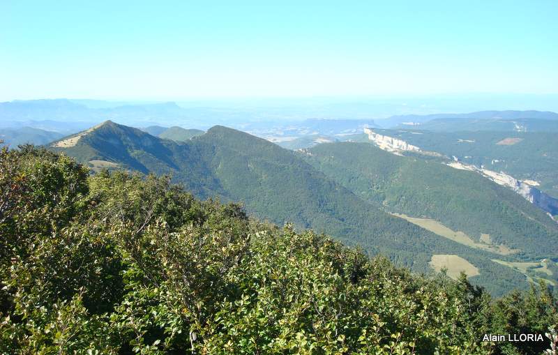 #5 Tête de la dame : Vue sur la vallée Tête de la dame : Vue sur la vallée