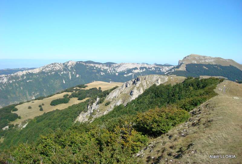 #6 Tête de la dame : Vue sur la vallée Tête de la dame : Vue sur la vallée