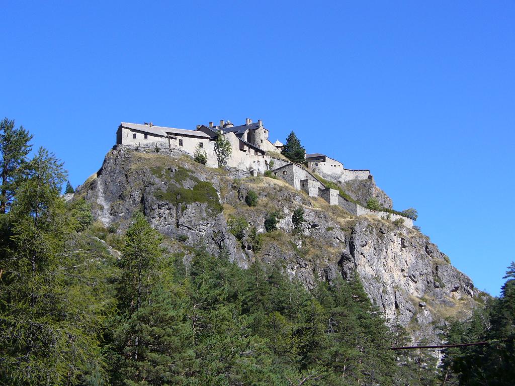 #18 Château Queyras : Le château toujours ... Château Queyras : Le château toujours ...