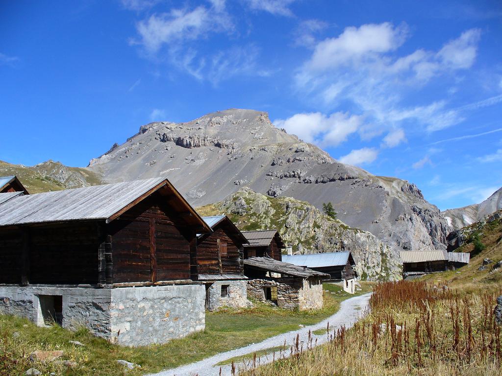 Chalets de Clapeyto : Dommage pour les toits en tôle