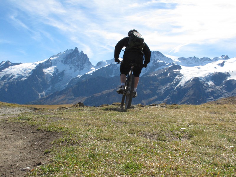 #2 Col du Souchet : Arrivée magique au Souchet avant de plonger vers la Meije... Col du Souchet : Arrivée magique au Souchet avant de plonger vers la Meije...