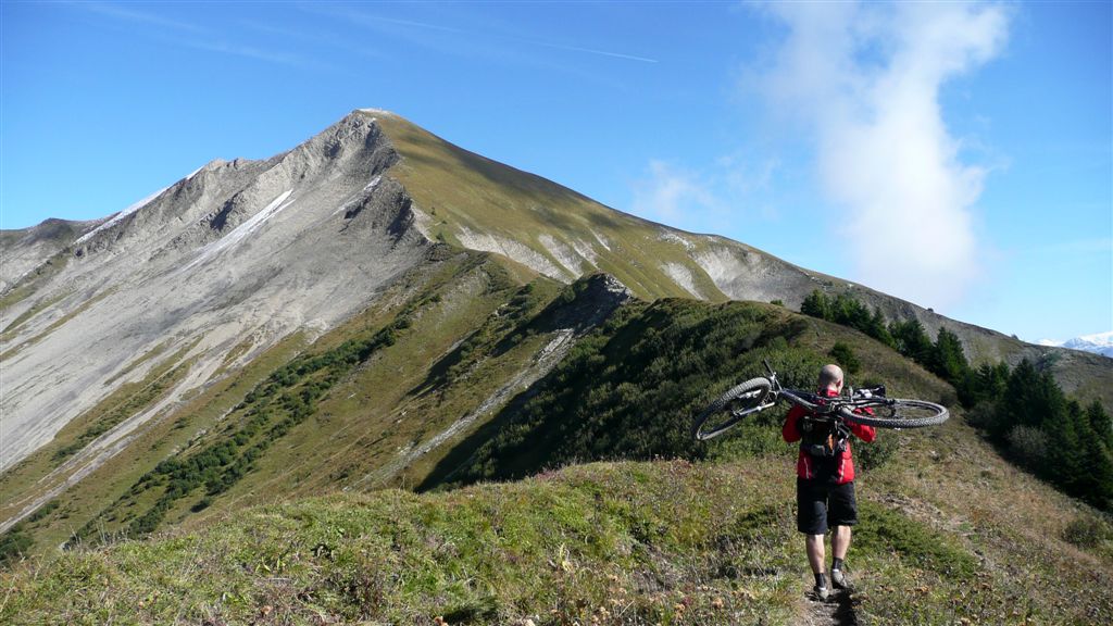#9 Ârête : Objectif en vue Ârête : Objectif en vue