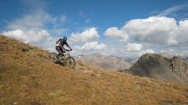 #4 Col du Grand Pré : Retour sur des terres moins hostiles Col du Grand Pré : Retour sur des terres moins hostiles