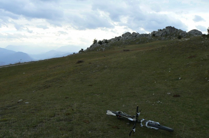 #3 Côte La petite Céüze : Avant de plonger dans la descente Côte La petite Céüze : Avant de plonger dans la descente